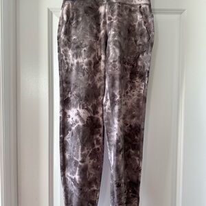Woman’s Lululemon Tie-Dye Jogger Pants - Purple and Blush